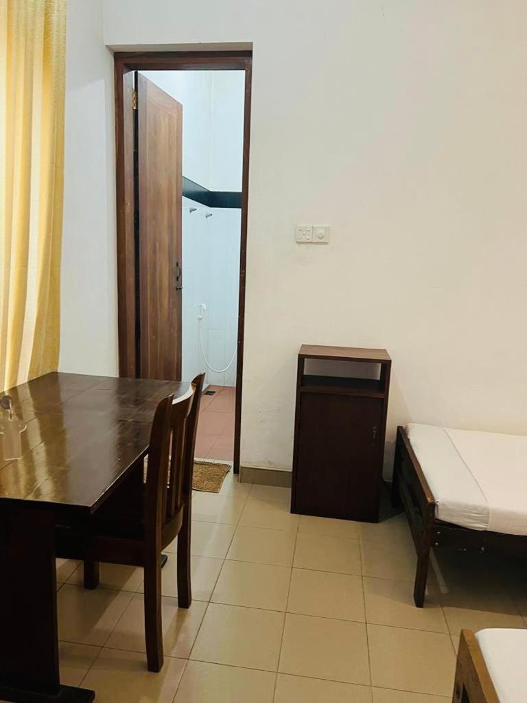 The Triangle Hotel Anurâdhapura Chambre photo